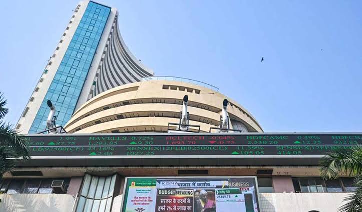 Nifty Falls for a Sixth Straight Week as FII Selling Continues; DIIs Cushion the Market