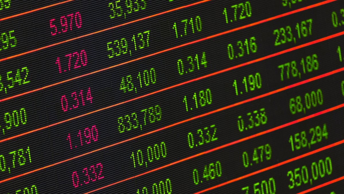 SIP Inflows Hit Record Rs 28,000 Crore in April 2026